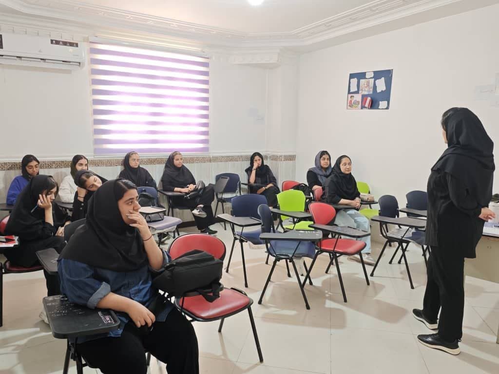 برگزاری کلاس مشاوره توسط دکتر آزیتا ناصری